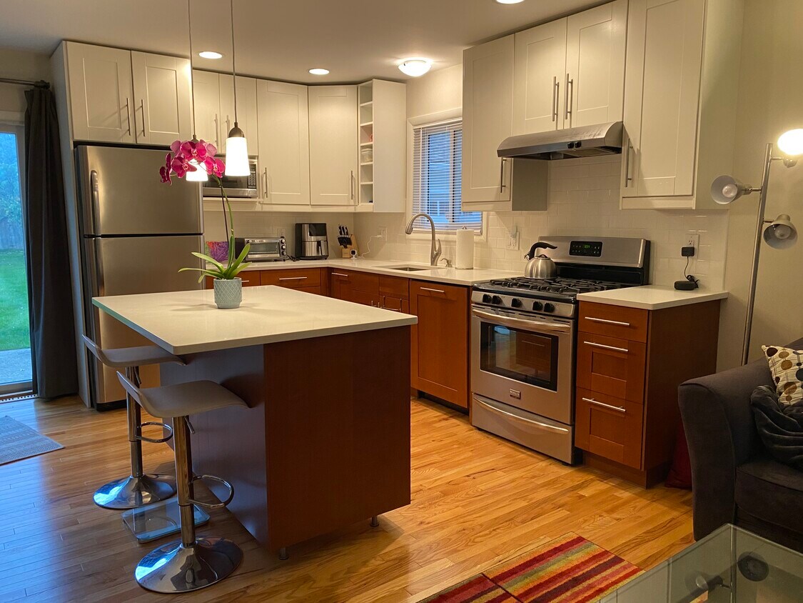 3380 N Squirrel Rd, Auburn Hills, MI 48326 House Rental in Auburn Hills, MI