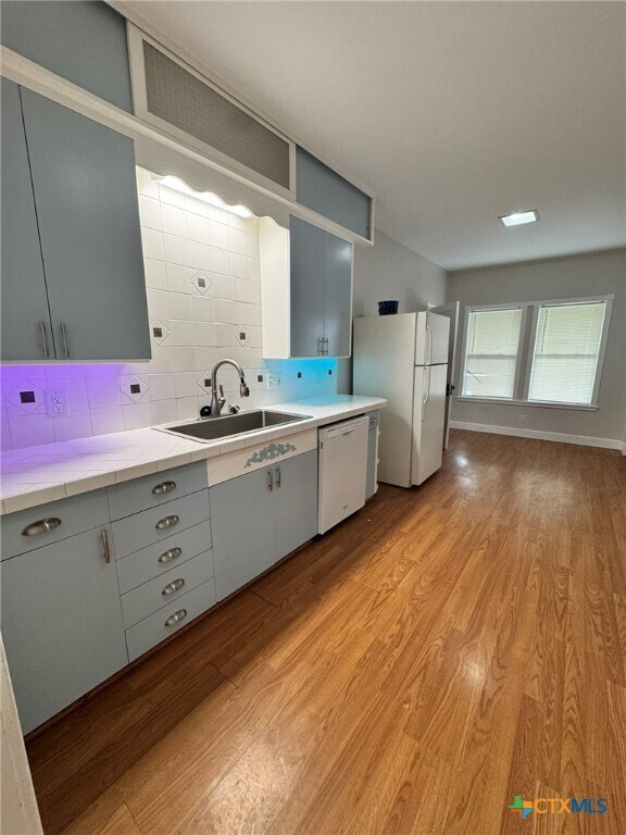 Foto del edificio - 613 N Cherry St