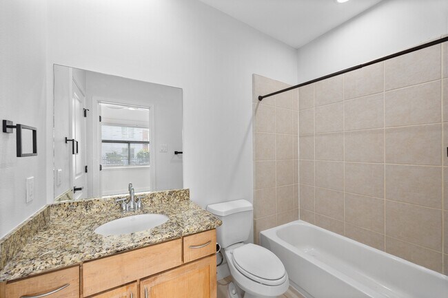 Building Photo - 2315 McIlhenny St