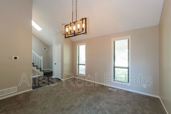 Building Photo - 14415 W 92nd Terrace