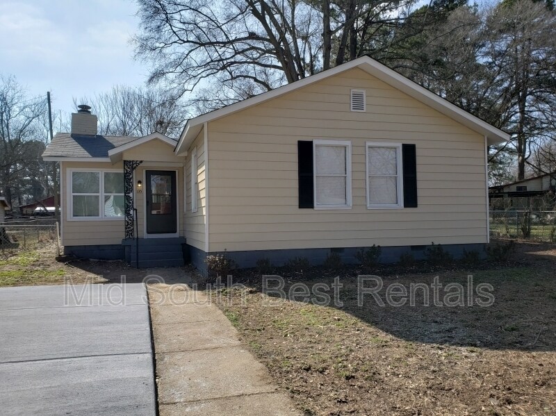 Primary Photo - 135 Galloway Cir