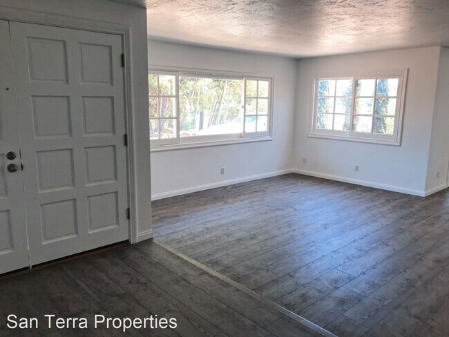 Building Photo - 3 br, 2.5 bath House - 11768 Shadowglen Rd.