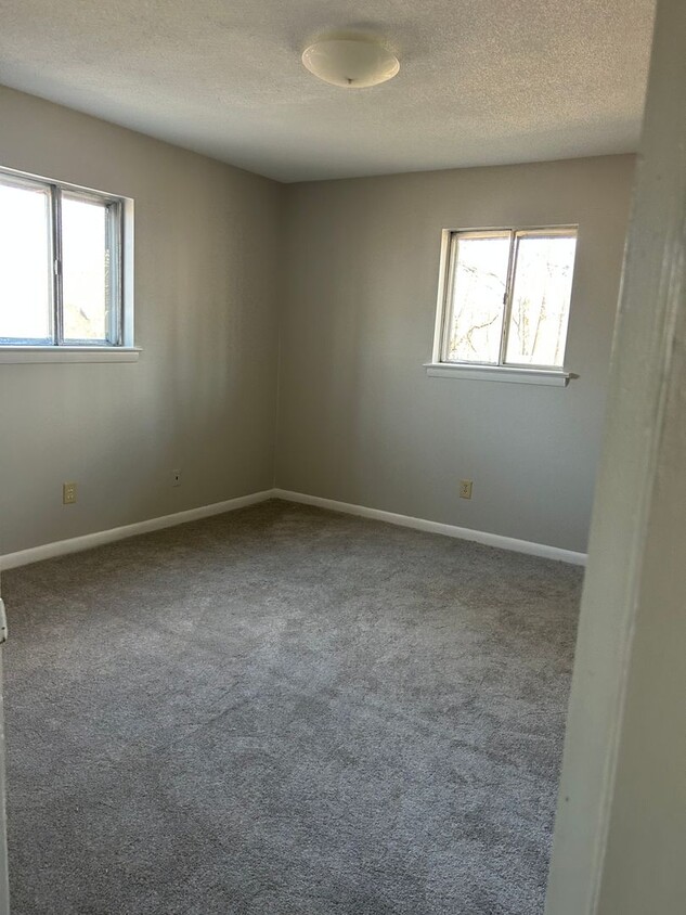 Foto del edificio - Cozy duplex minutes away from Gunbarrel Rd...