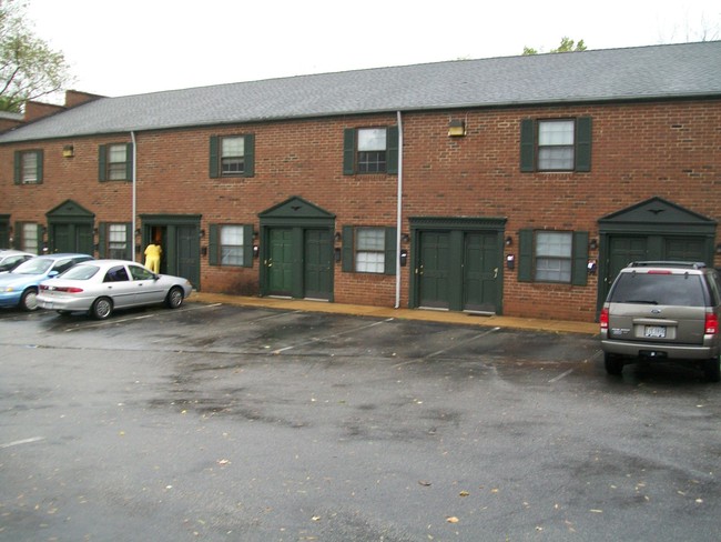 Building Photo - 3201 Chamberlayne Ave