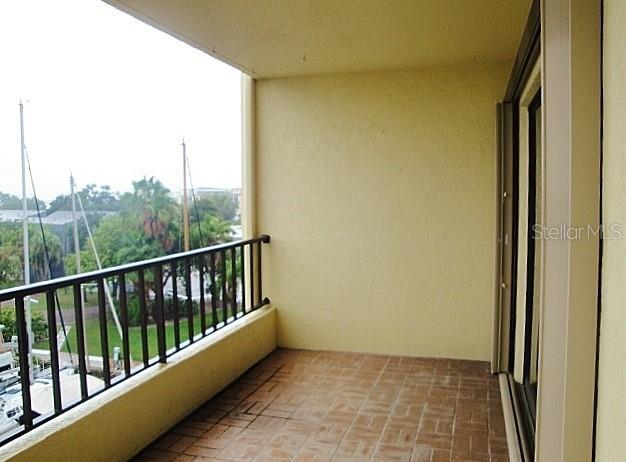 Foto del edificio - 1750 Harbor Pl