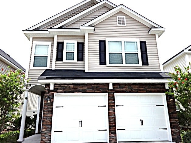Building Photo - 35 Summer Hill Ct