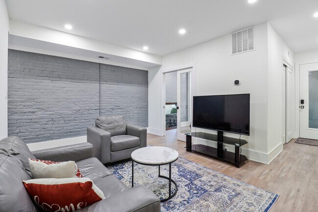 Foto del edificio - 29 N St NW