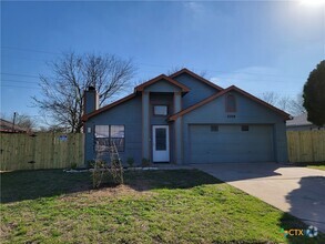 Building Photo - 2708 Taft St