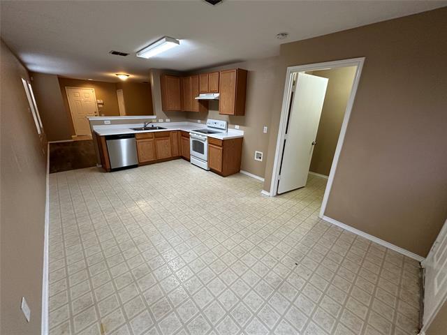 Building Photo - 1341 Castle Ridge Rd