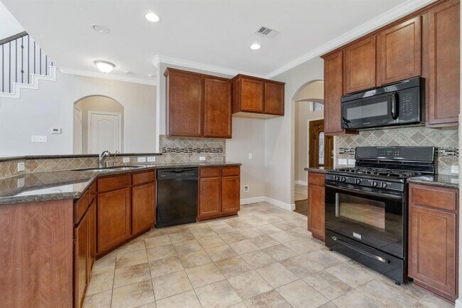 Building Photo - 2047 Brodie Ln