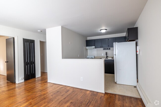 2 habitaciones, 1 baño - 800 pies cuadrados - Comedor - Harrison Street Apartments