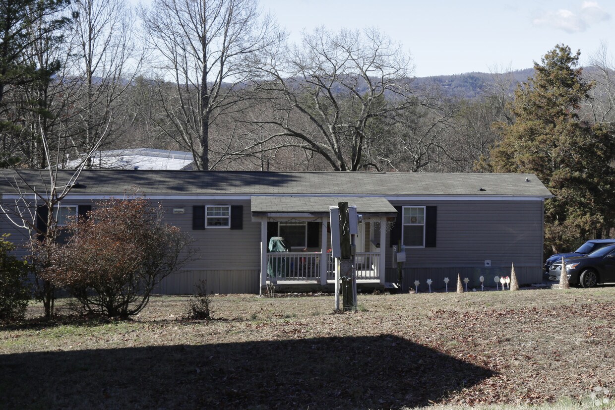 Building Photo - 707 Duncan Hill Rd