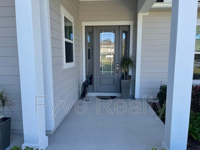 Building Photo - 121 Pine Manor Dr