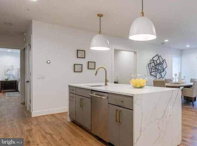 Foto del edificio - 1844 3rd St NW