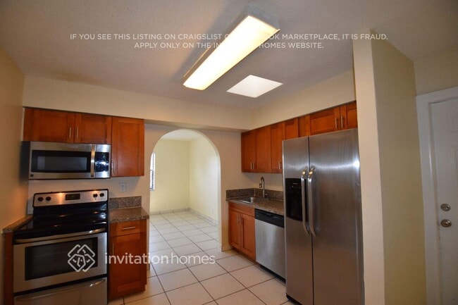 Foto del edificio - 7440 Johnson St