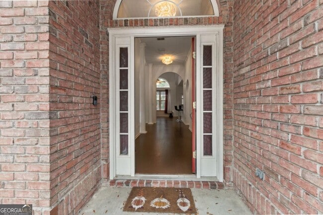 Building Photo - 51 Ravine Ln