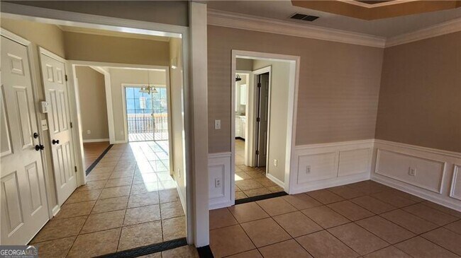 Building Photo - 3330 Ridgefair Dr