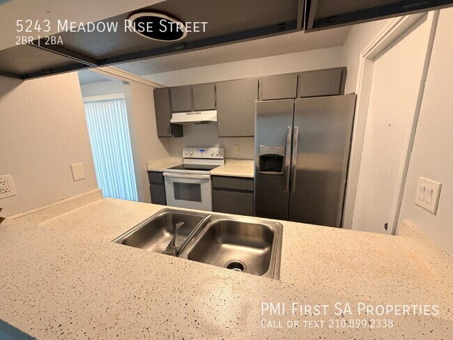 Foto del edificio - 5243 Meadow Rise St