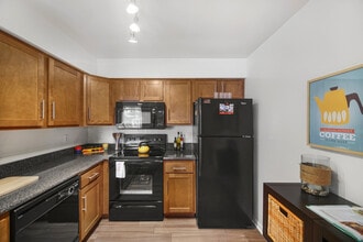 Building Photo - TGM Sudley Crossing