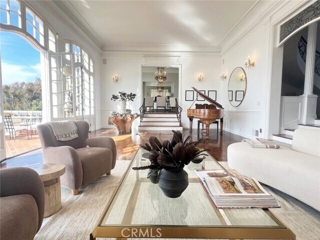 Building Photo - 605 Paseo Del Mar