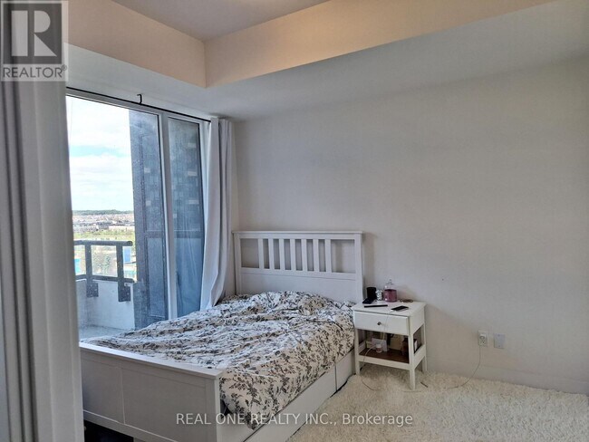 Building Photo - 297 Oak Walk Dr