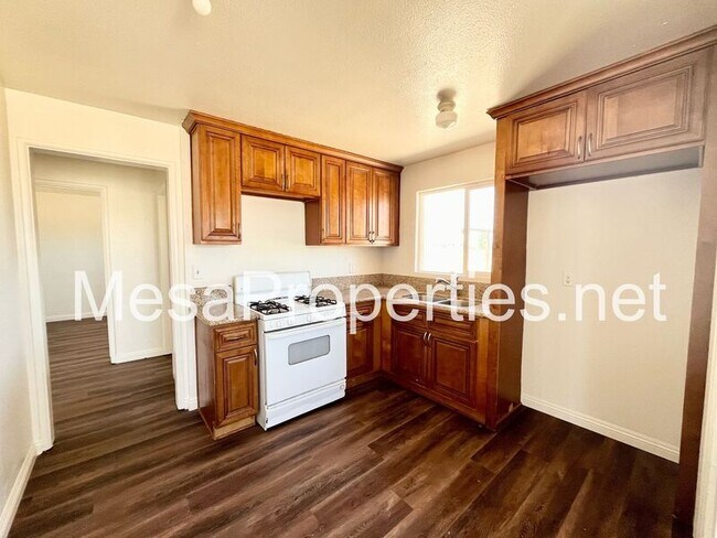 Foto del edificio - 21180 Teepee Rd