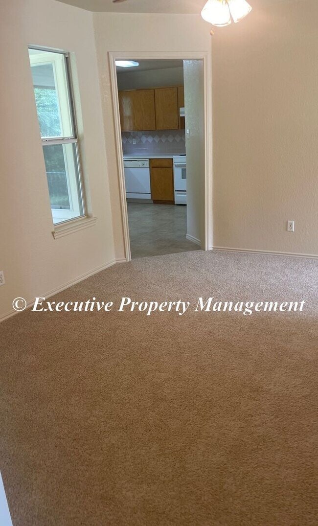 Foto del edificio - 1140-1142 County Road 4804