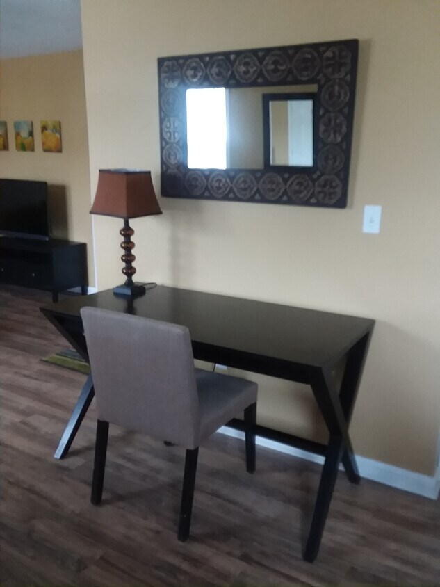 Foto principal - 512 Locust Ave