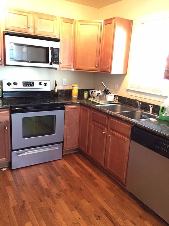 Photo - 1628 Parkwood Ave House