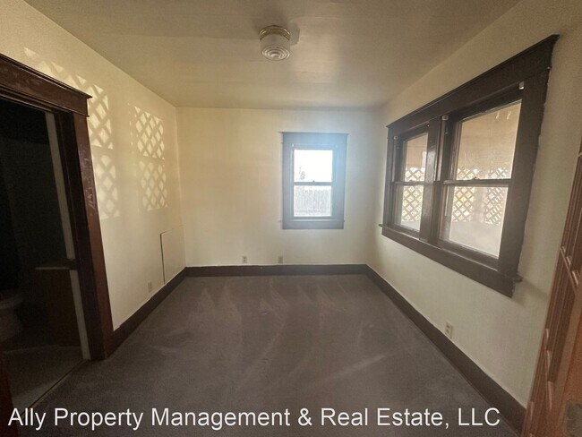 Foto del edificio - 2 br, 1 bath House - 116 W 21st St