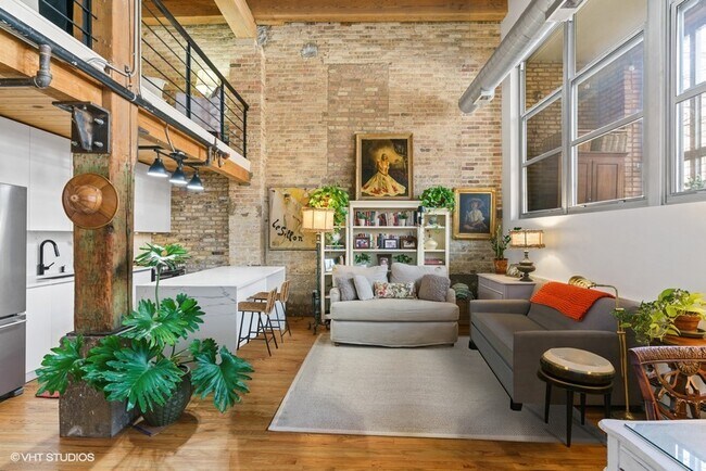 Foto del edificio - 2111 W Churchill St