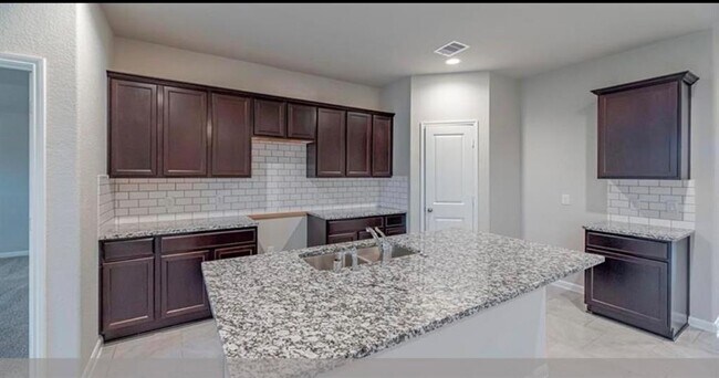 Foto del edificio - 6931 Morales Way