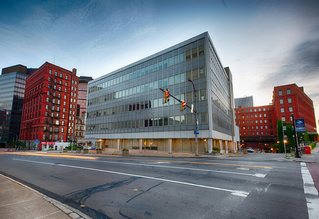 Foto del edificio - 44 Exchange Blvd