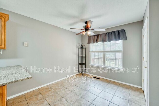 Foto del edificio - 3722 W Page St