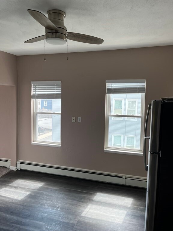 Building Photo - 228 Revere St