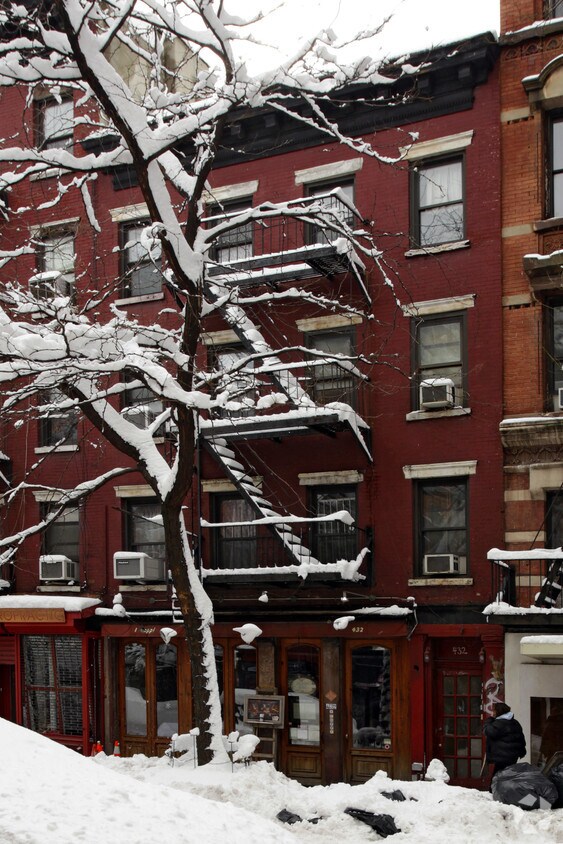 Primary Photo - 432 E 9th St