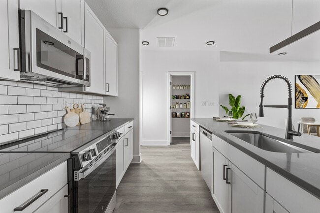 Foto del edificio - Steele Landing Townhome Rentals