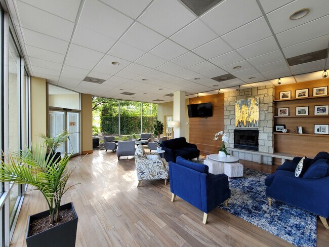 Foto del edificio - 3838 Rainbow Blvd