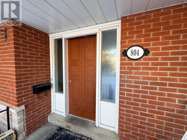 Photo du bâtiment - 804 Fairview Ave