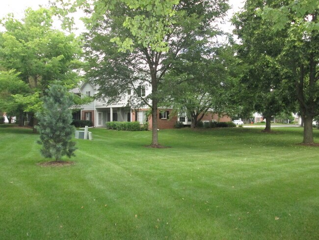 Building Photo - 2493 Charleston Dr