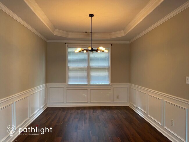 Building Photo - 2621 Hillgrove Drive