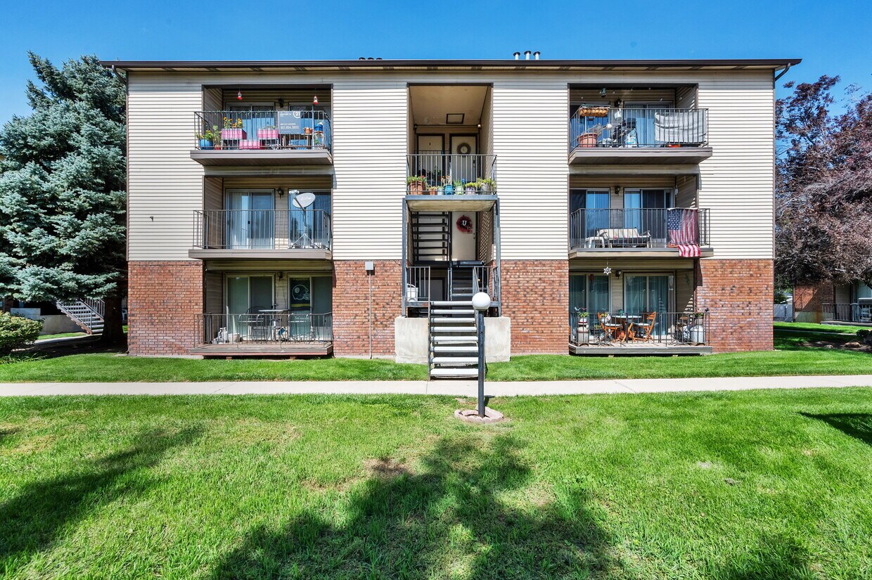 Photo - 1128 E 6600 S (Murray, UT)