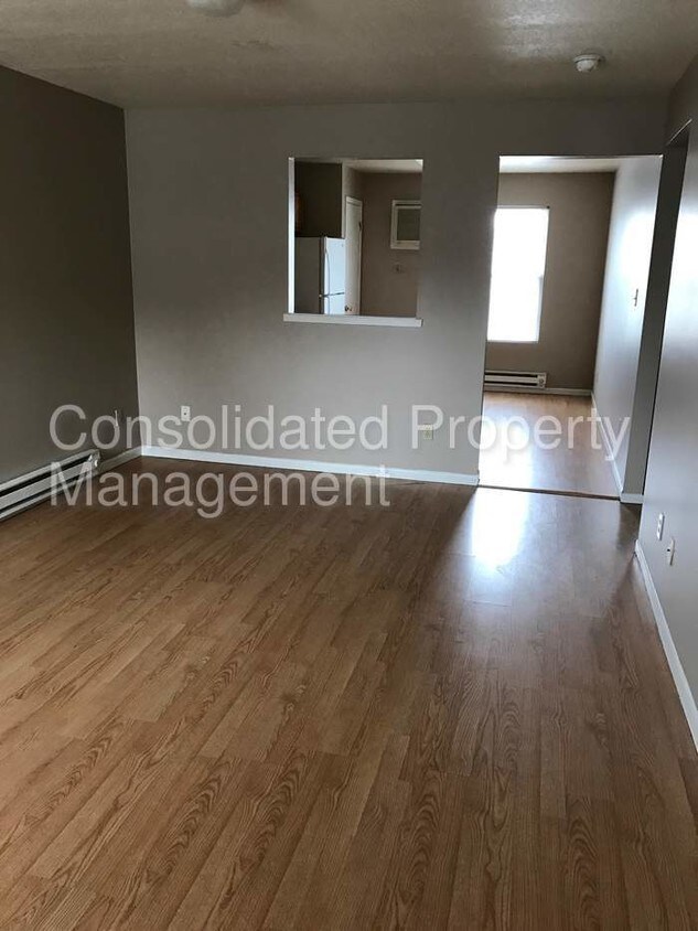 Foto principal - 425 Romig St