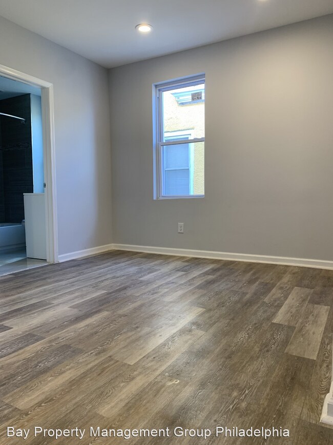 Building Photo - 133 E Roosevelt Blvd