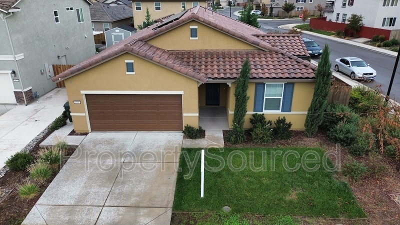 Primary Photo - 1605 Avocet Dr