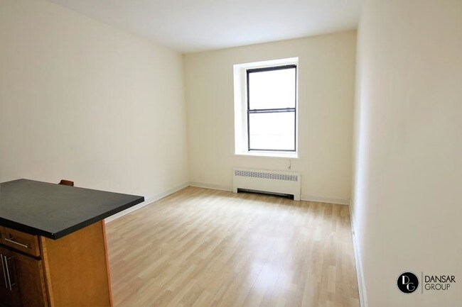 Building Photo - 34 West 86th Street