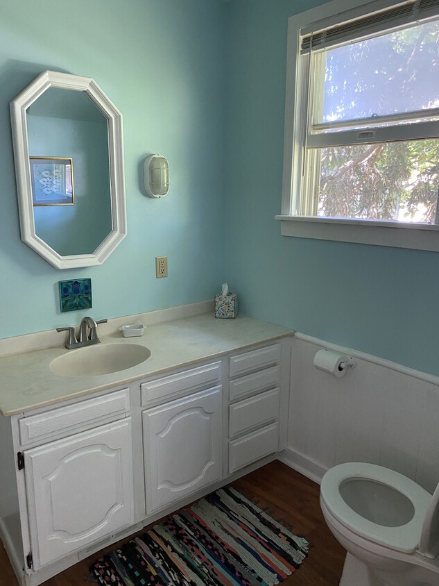 Photo - 11317 E Shore Dr (Whitmore Lake, MI)