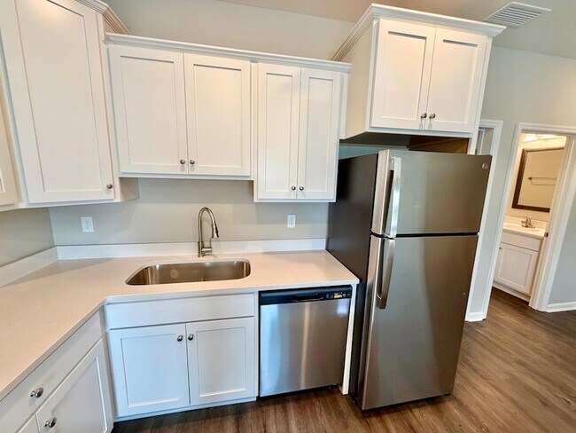 Foto del edificio - 1974 Midyette Rd