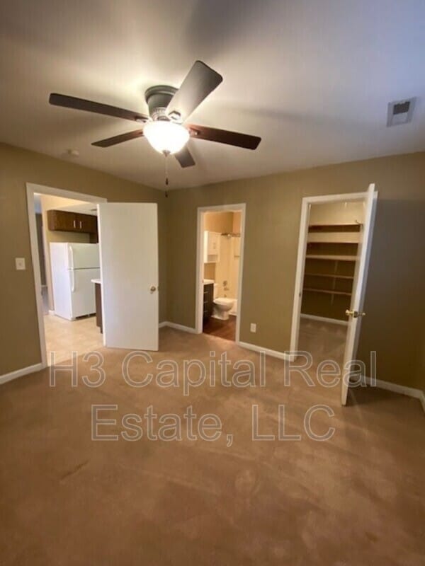 Building Photo - 31 Rosehaven Dr