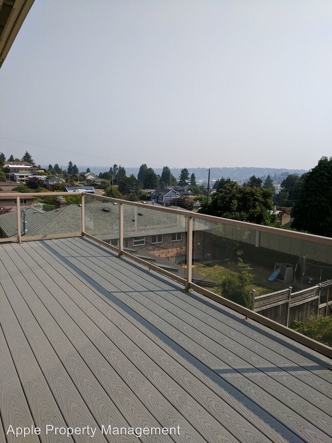 Building Photo - 4 br, 2 bath House - 2570 26th Ave W